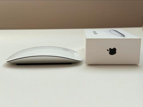 Magic Mouse apple, Computers en Software, Muizen, Zo goed als nieuw, Muis, Draadloos, Ergonomisch, Ophalen of Verzenden
