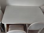 Tafel met 4 stoelen, Ophalen, Zo goed als nieuw