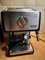 Delonghi machine à espresso, Electroménager, Cafetières, 1 tasse, Tuyau à Vapeur, Café moulu, Machine à espresso