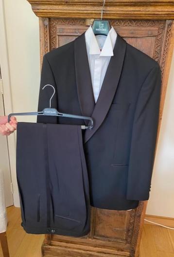 Smoking Wilvorst veste sur mesure pantalon 48 chemise 39 beschikbaar voor biedingen