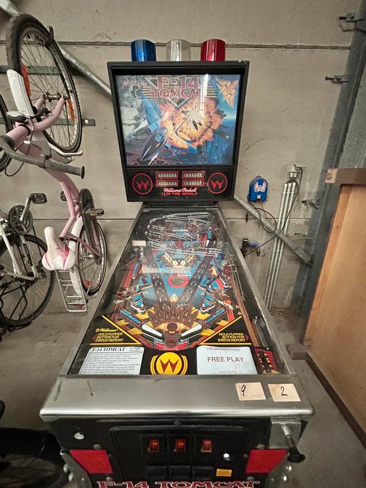 Williams F-14 Tomcat, Collections, Machines | Flipper (jeu), Williams, Enlèvement