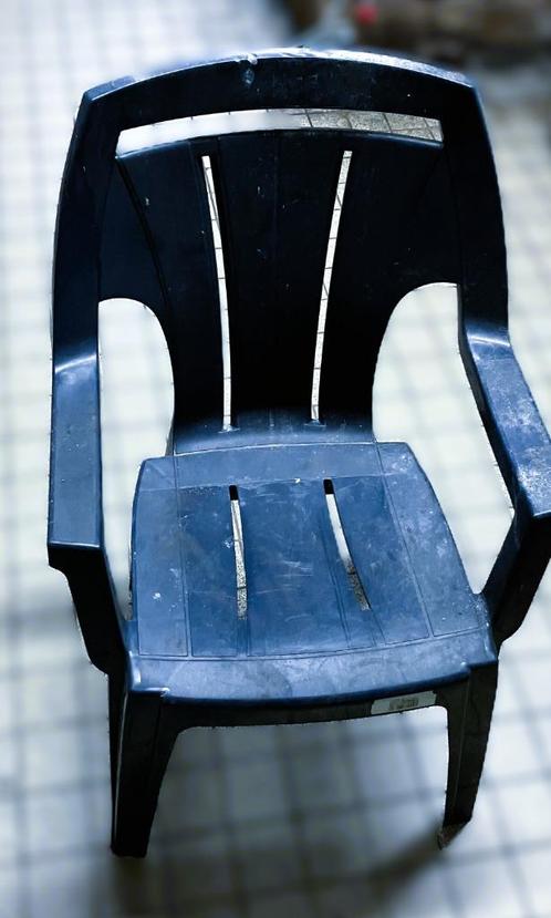 Stevige stapelbare tuinstoel - Trevia Bleu Foncé : 2 stuks, Tuin en Terras, Tuinstoelen, Zo goed als nieuw, Kunststof, Stapelbaar