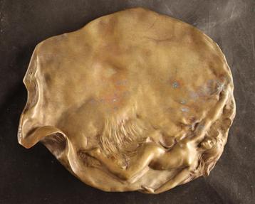 Bronzen Art Nouveau schaal met naakt beschikbaar voor biedingen