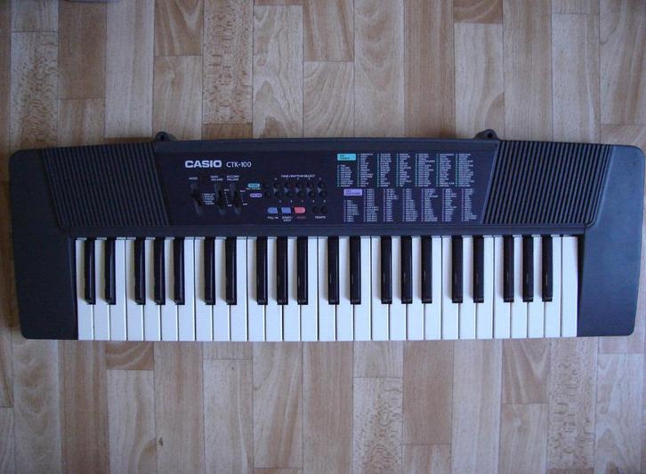 synthétiseur Casio CTK-100, Muziek en Instrumenten, Synthesizers, Gebruikt, 49 toetsen, Overige merken, Ophalen