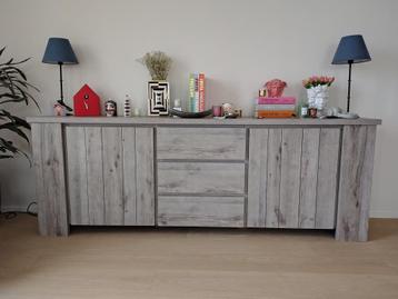 Meubels woonkamer te koop beschikbaar voor biedingen