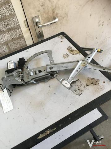 Opel  Corsa C 2001 Elektr Raammechanisme Rechtsvoor beschikbaar voor biedingen