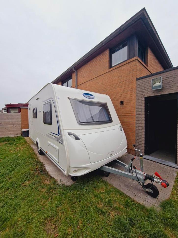 Caravan Caravelair Antares 426 bouwjaar 2015, Caravans en Kamperen, Caravans, Particulier, tot en met 5, 750 - 1000 kg, Treinzit