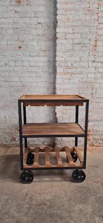 serveerkarretje industrieel, Ophalen, Zo goed als nieuw