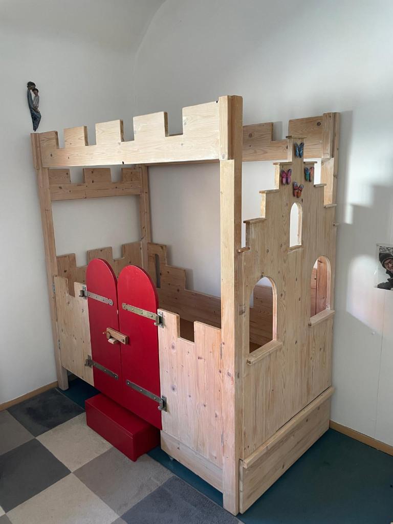 Stevig handgemaakt houten kinderbed, Enfants & Bébés, Chambre d'enfant | Lits, Utilisé, Enlèvement