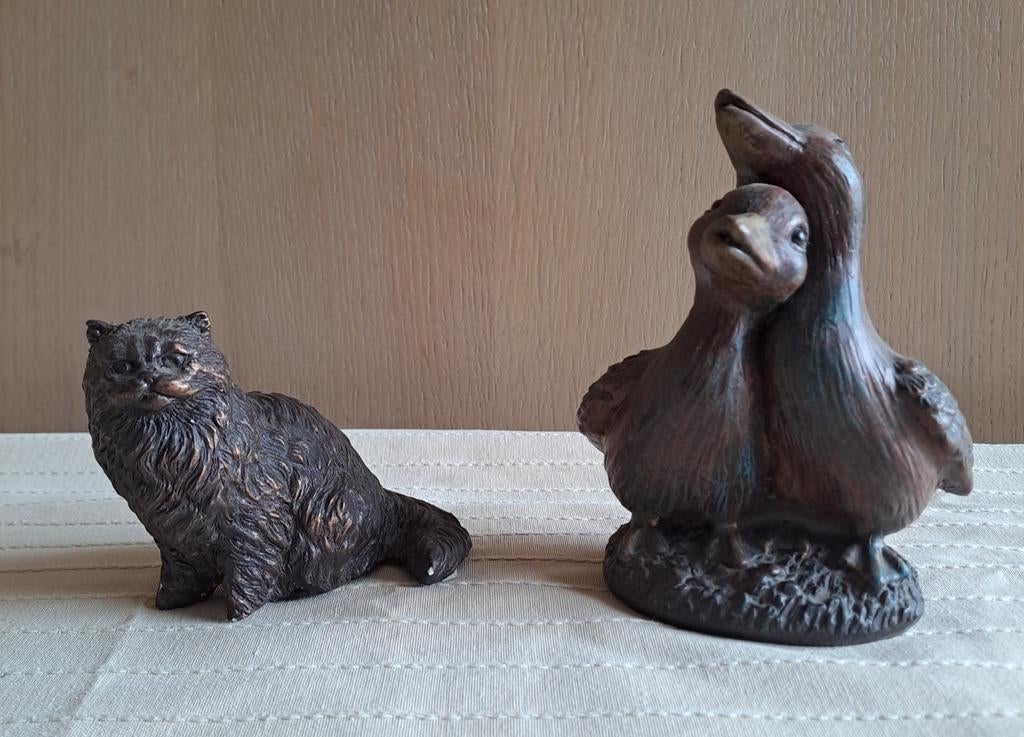 Perzische kat en eendjes, Ophalen