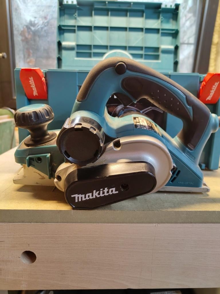 Schaafmachine Makita kp0810k, Ophalen of Verzenden, Zo goed als nieuw, Elektrisch