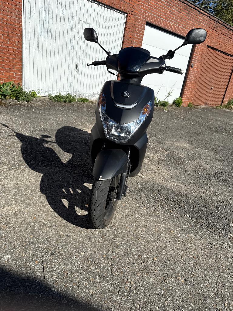 Peugeot Kisbee s naked/ A klasse, Vélos & Vélomoteurs, Scooters | Peugeot, Comme neuf, Autres modèles, Classe A (25 km/h), Essence