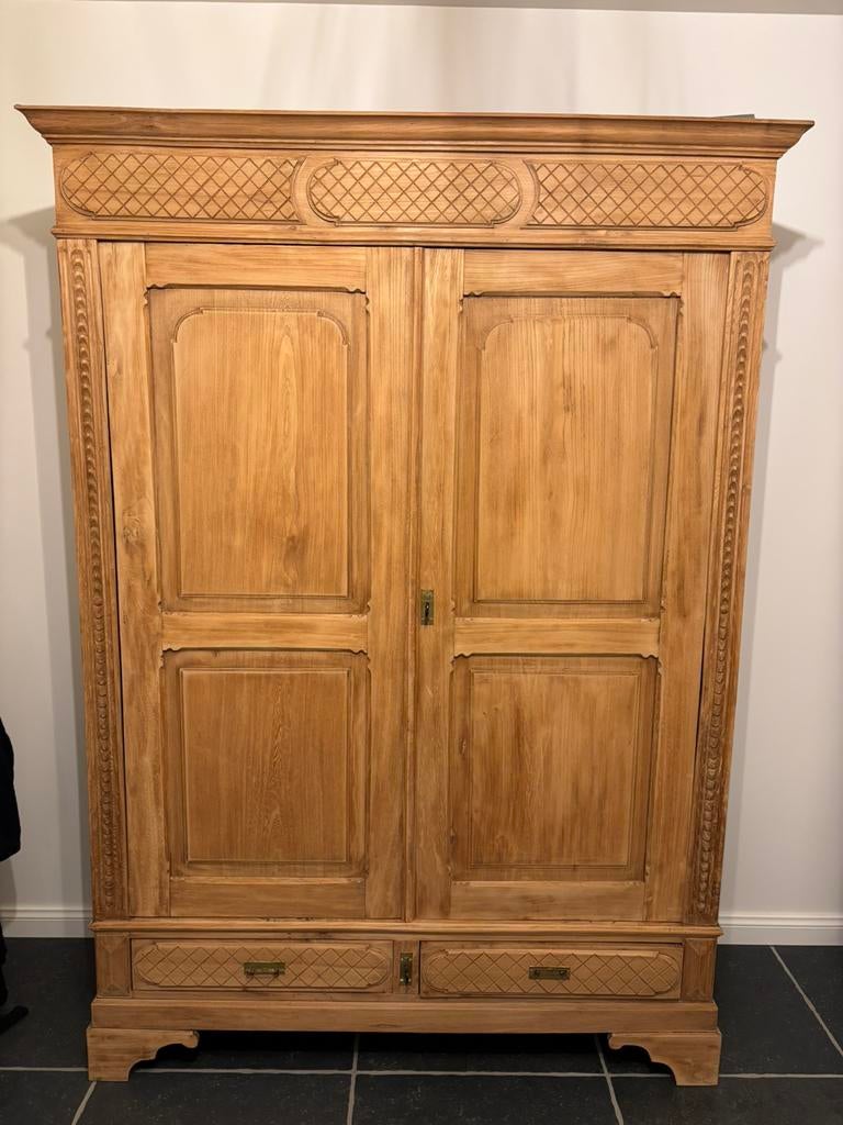 Eiken halkast, Antiquités & Art, Antiquités | Meubles | Armoires, Enlèvement