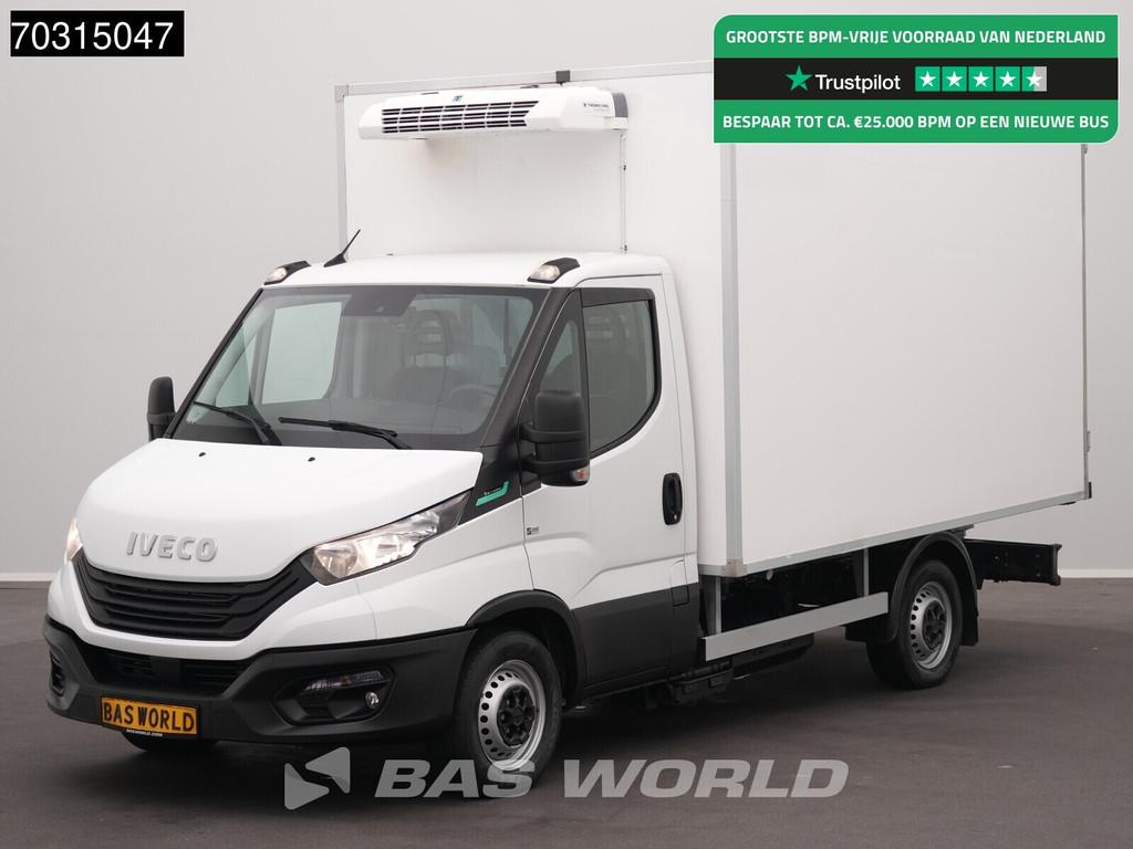 Iveco Daily 35S14 3.0L CNG Zijdeur Koelwagen Thermo King V-3, Auto's, Bestelwagens en Lichte vracht, Bedrijf, Te koop, Achteruitrijcamera