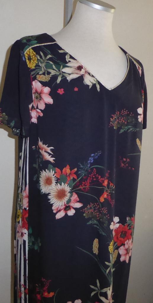 Robe fleurie « Axiome » m 40, Vêtements | Femmes, Robes, Comme neuf, Enlèvement ou Envoi