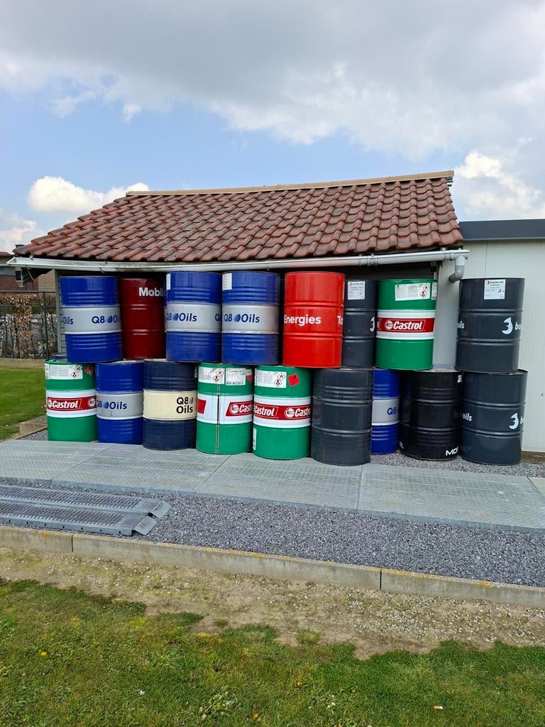 Olievaten 200 liter, Enlèvement ou Envoi