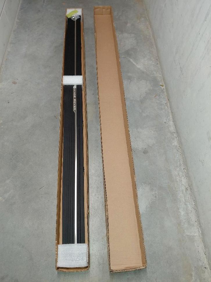 Elektrisch uitschuifbare treeplank Range Rover L405, Autos : Pièces & Accessoires, Barres latérales, Neuf, Enlèvement