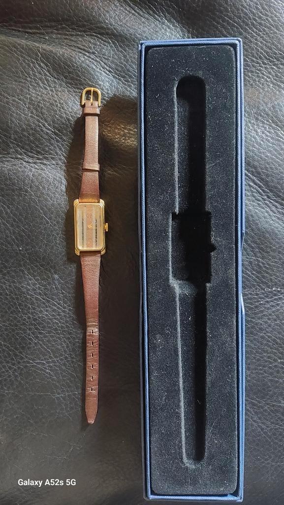 Caran d' Ache., Handtassen en Accessoires, Horloges | Dames, Zo goed als nieuw, Polshorloge, Overige materialen, Leer, Ophalen of Verzenden