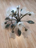 3 lustres et 2 plafonniers neuf