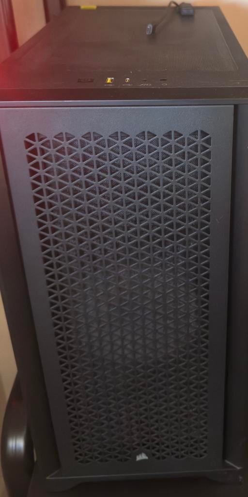 Gaming Pc + Scherm, Ophalen, 32 GB, Zo goed als nieuw, Gaming