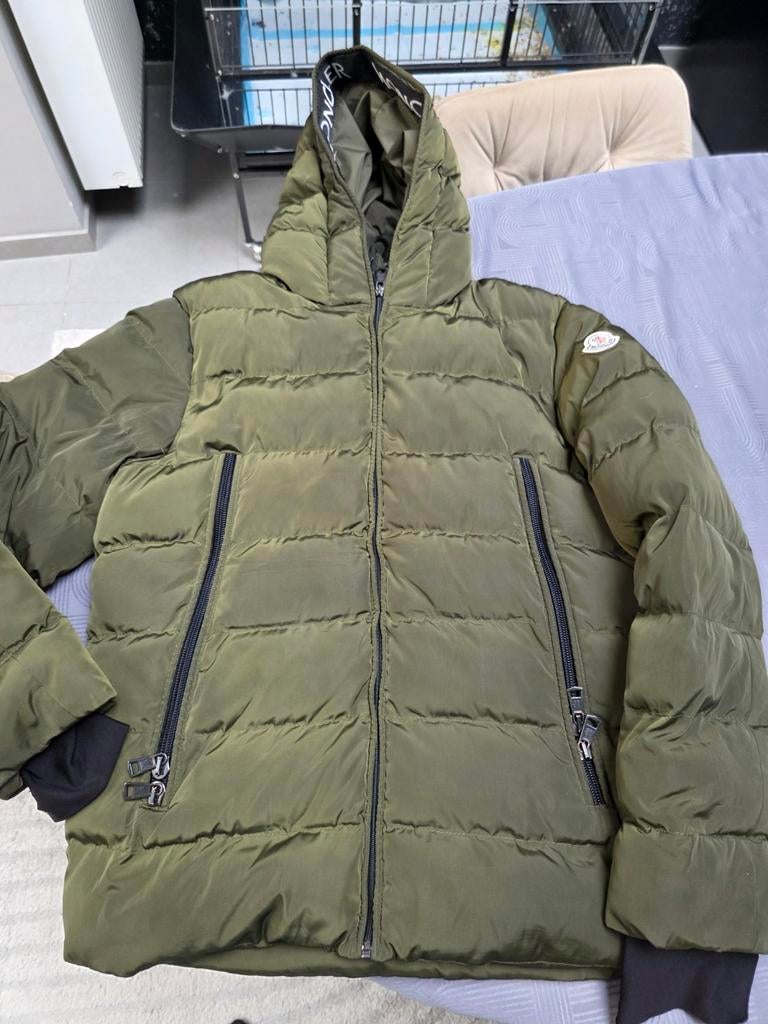 Veste d'hiver Moncler épaisse, Vêtements | Hommes, Vestes | Hiver, Enlèvement ou Envoi, Taille 48/50 (M)