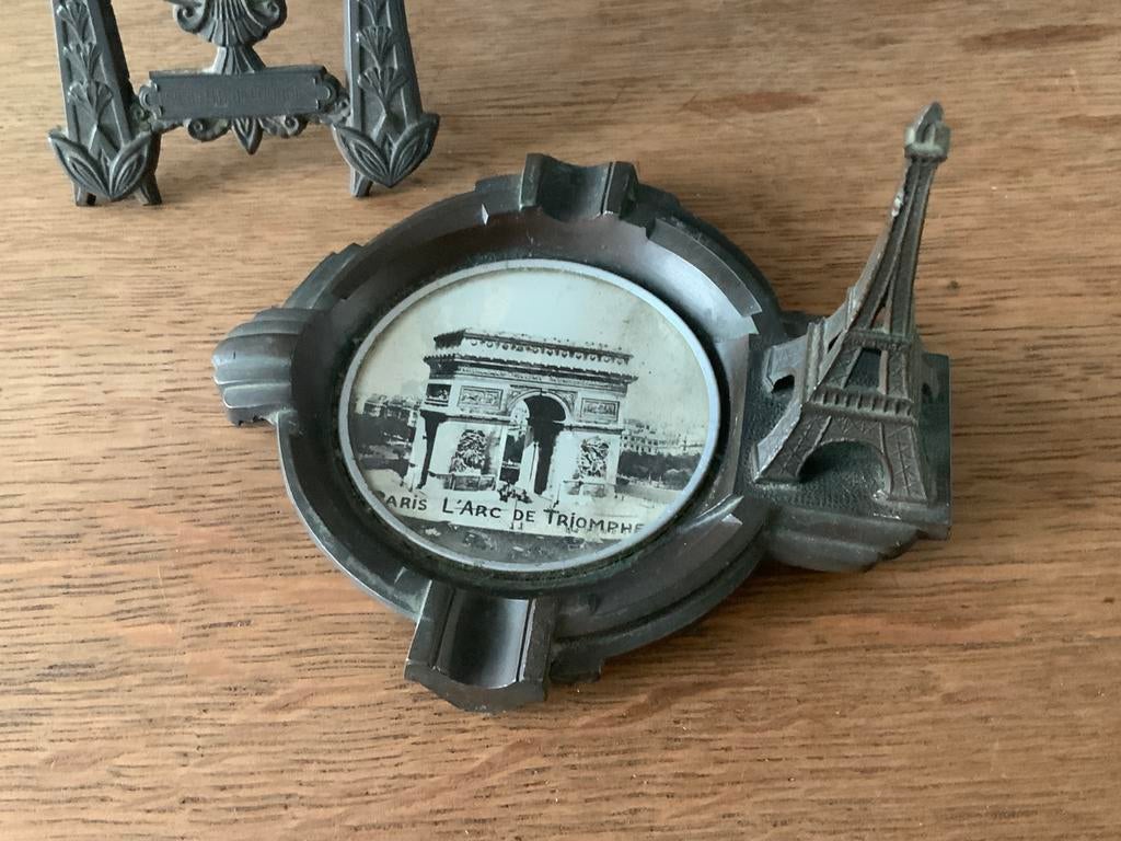 Authentieke Franse souvenirs, Ophalen, Brons