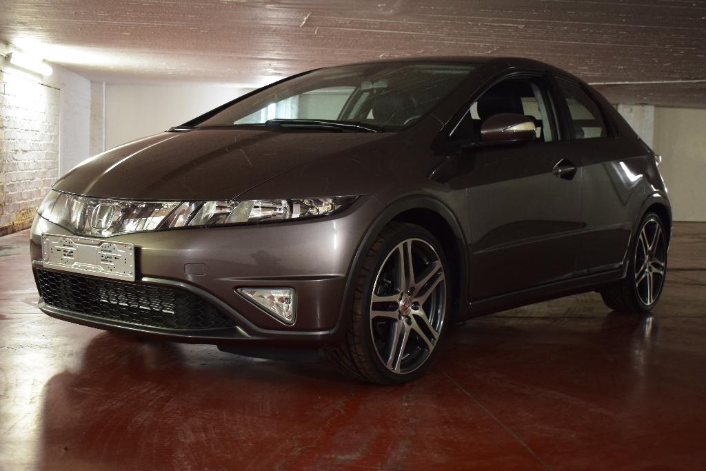 HONDA CIVIC, Voorwielaandrijving, Euro 5, Zwart, 4 cilinders