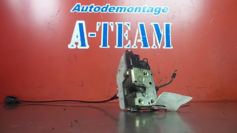 SERRURE DE PORTE RODS AVANT DROIT Renault Scénic II (JM), Utilisé, Renault