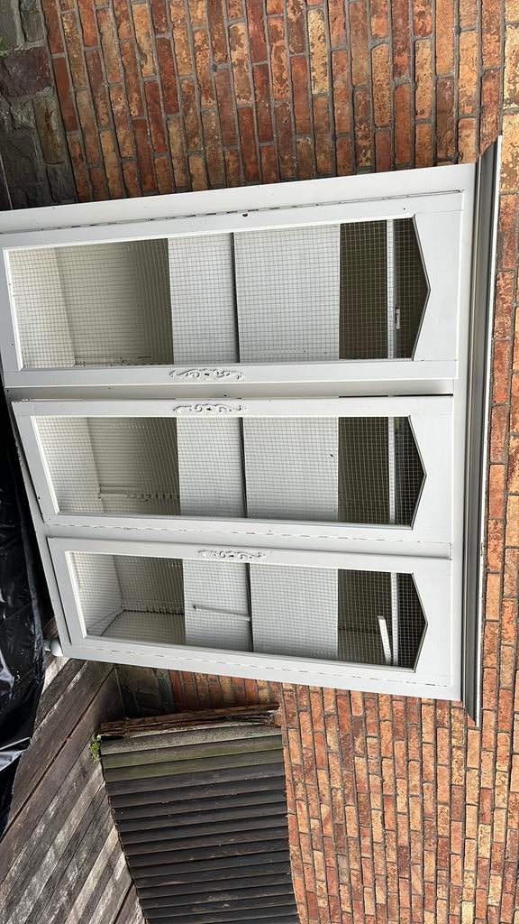 Kast hout - wit geschilderd. 1m40 breed 1m60 hoog 40cm diep, Antiek en Kunst, Ophalen