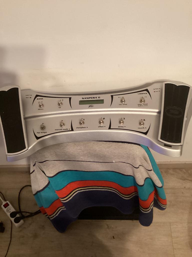 Sanpera II met kabel, Ophalen of Verzenden, Gitaar