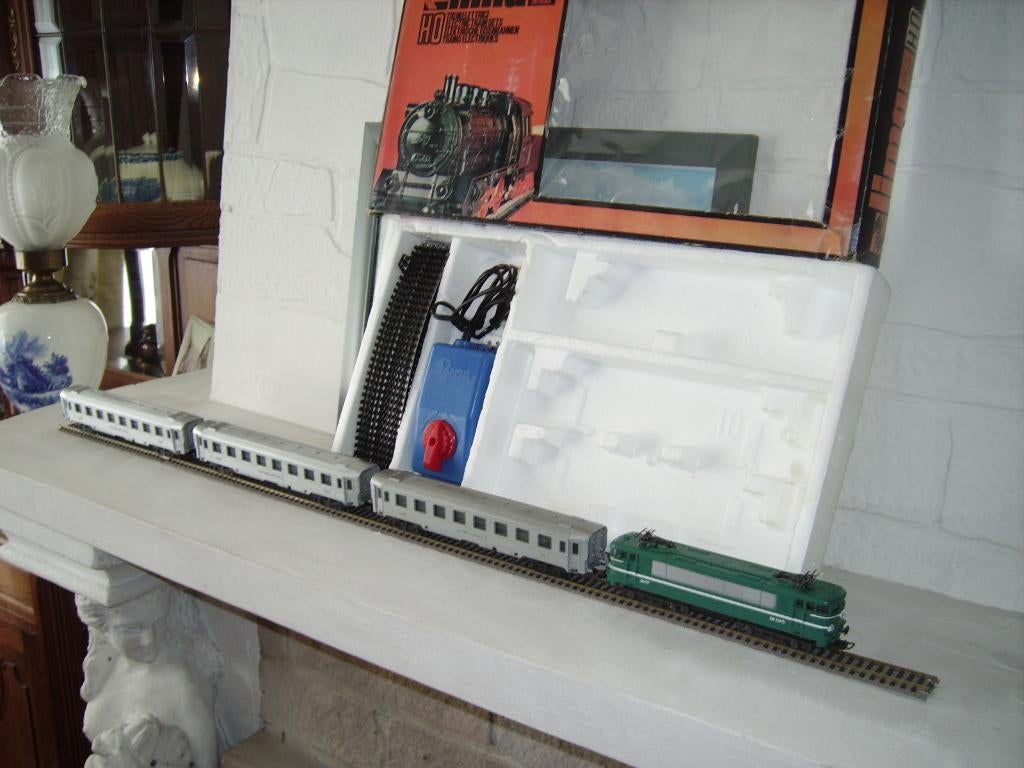 LIMA STARTERSSET 7707 SNCF "MISTRAL", Gelijkstroom, Ophalen of Verzenden, Analoog, Lima