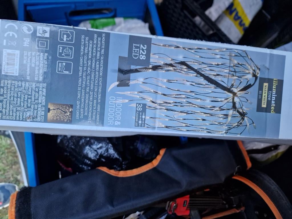 Saule illuminé à LED, Enlèvement, LED