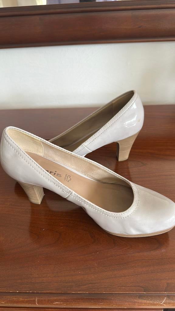 Grijze pumps maat 40, Ophalen of Verzenden, Zo goed als nieuw, Pumps