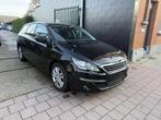 Peugeot 308 SW 1.6 HDI EDITION ACTIVE (bj 2015), Auto's, Stof, Gebruikt, Zwart, 4 cilinders