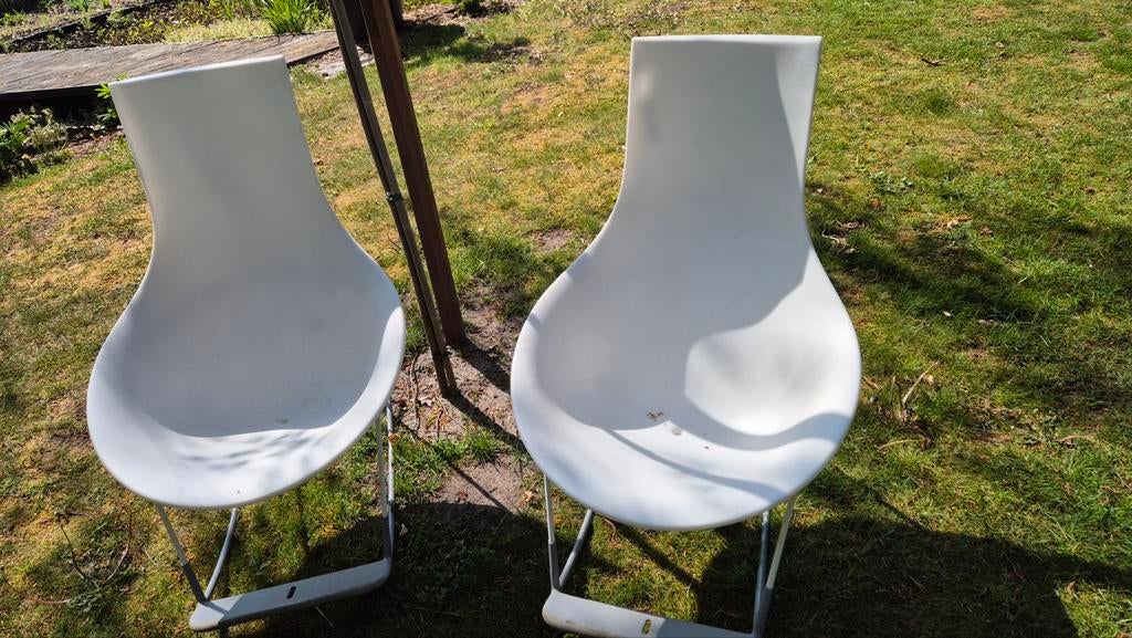2 pvc schommelstoelen, Ophalen