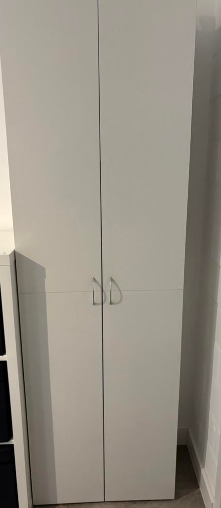 Kast met legplanken, Ophalen, Gebruikt