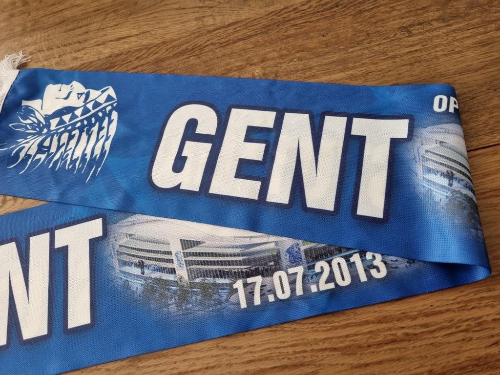 Sjaal KAA Gent openingswedstrijd ghelamco arena., Verzamelen, Ophalen, Zo goed als nieuw