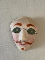 masque de gille en cire, Enlèvement, Utilisé