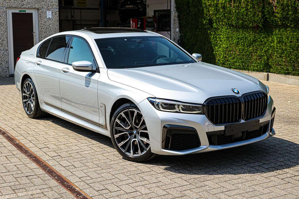 BMW 7 Serie 730 M-PAKKET*X-DRIVE*SCHUIFDAK*360CAMERA*LEDER, Autos, BMW, Cuir, Argent ou Gris, Achat, Entreprise