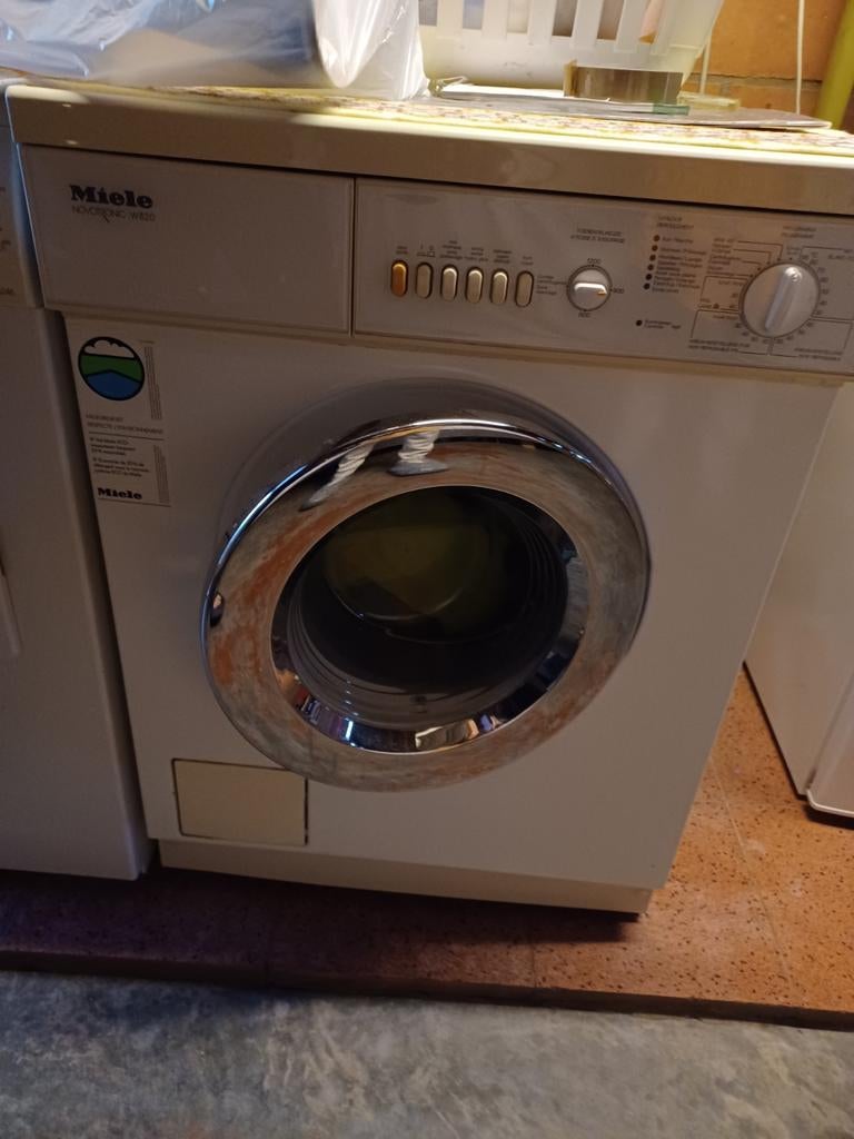 Wasmachine en droogkast., Ophalen