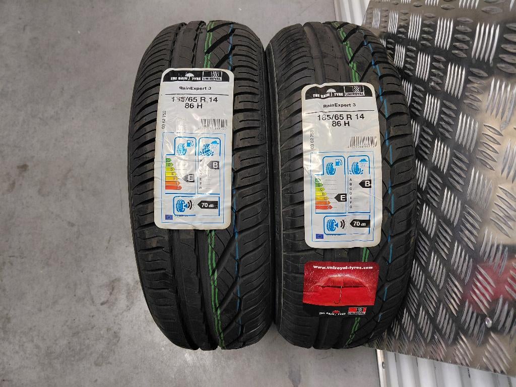 2 nieuwe zomerbanden 185/65-14 86H Uniroyal, Ophalen