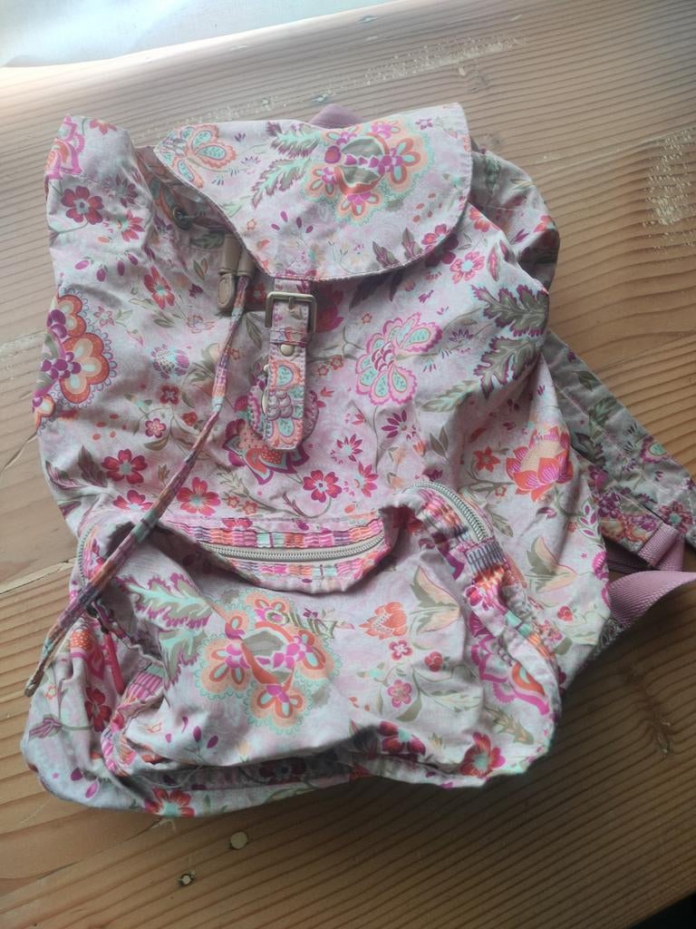 Rugzak Oilily, Ophalen