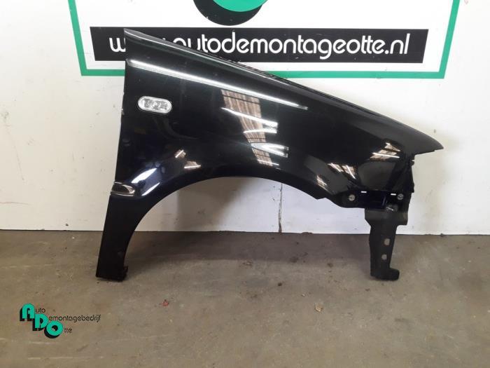 Aile avant droite d'un Volkswagen Polo (Polo 99-), Autos : Pièces & Accessoires, Volkswagen, -, 3 mois de garantie, Utilisé