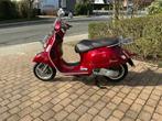 VESPA GTS 300, Tourisme, 2 cylindres, Particulier, 12 à 35 kW