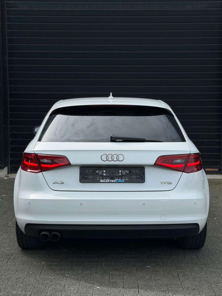 Audi A3 1.4 TFSI Benzine Attraction Gekeurd voor verkoop, Auto's, Audi, Gebruikt, 4 cilinders, Wit, 92 kW