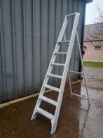 Trapladder 7 treden Solide., Doe-het-zelf en Bouw, Ophalen, Zo goed als nieuw, Ladder, Minder dan 2 meter
