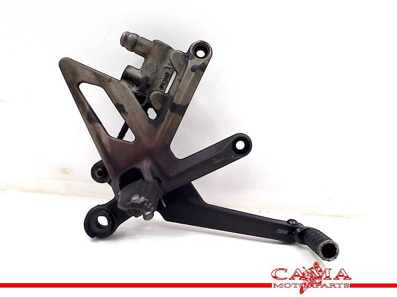 REPOSE PIEDS AVANT DROIT KTM 1290 Super Duke R 2020, Motos, Dhr. S. di Majo, Utilisé, Info@cama-motorparts.nl, P.J. Troelstraweg 8 8
3144 CX  MAASSLUIS, NL