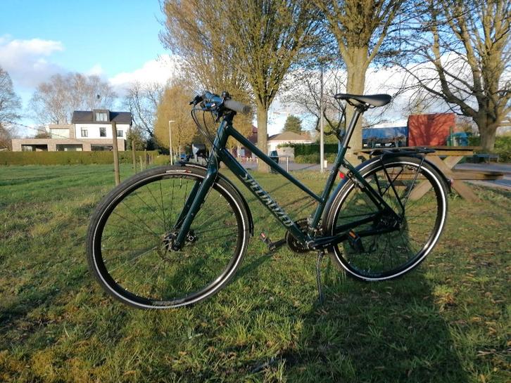 Specialized sirrus sportieve damesfiets, Fietsen en Brommers, Fietsen | Dames | Damesfietsen, Zo goed als nieuw, Overige merken