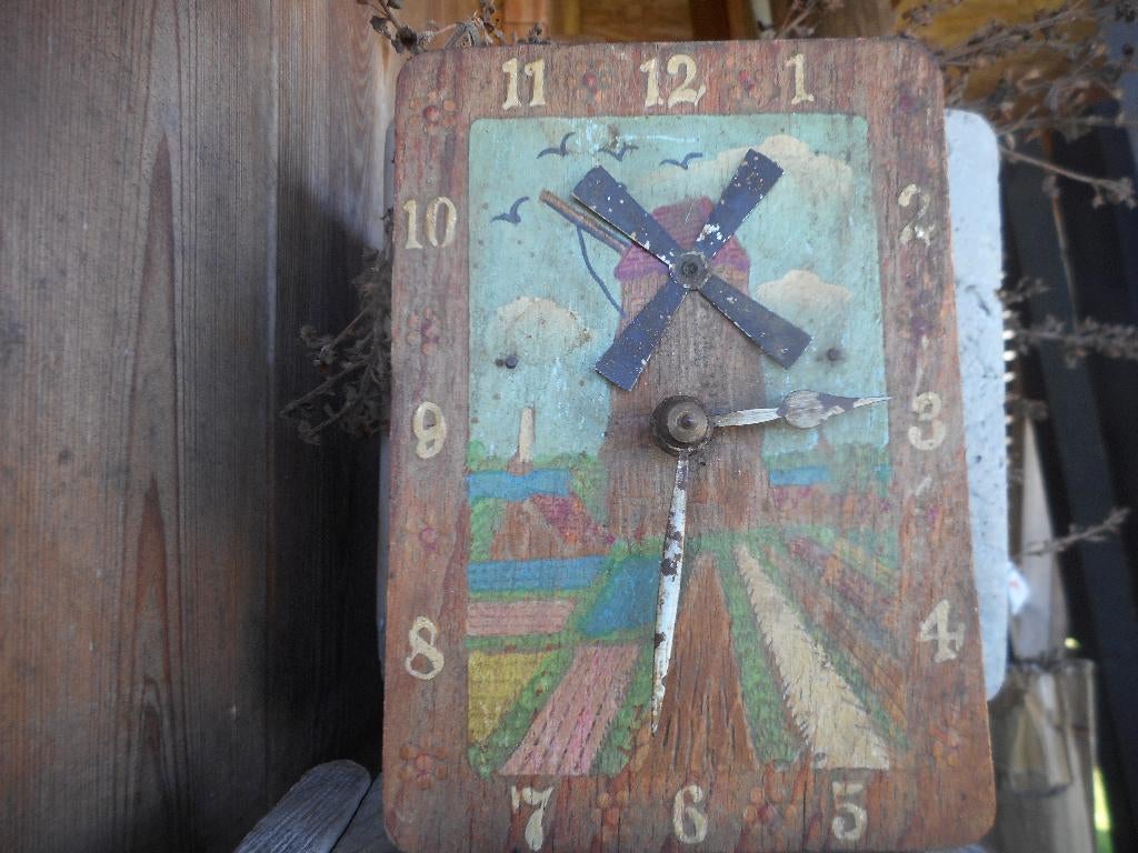 ancienne petite horloge mécanisme moulin à vent, Envoi