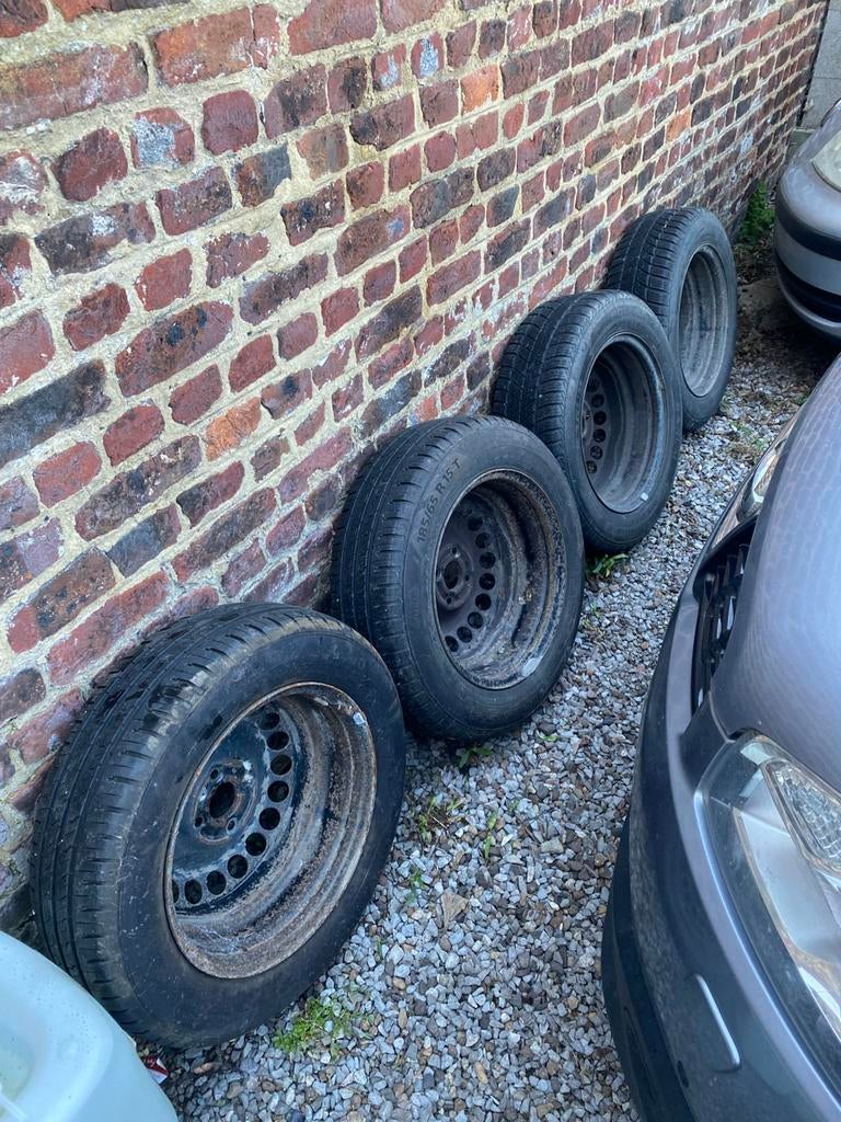 4 jantes avec bon pneus 185/65R15 T pour OPEL CORSA, Autos : Pièces & Accessoires, 15 pouces, Pneus et Jantes, Véhicule de tourisme